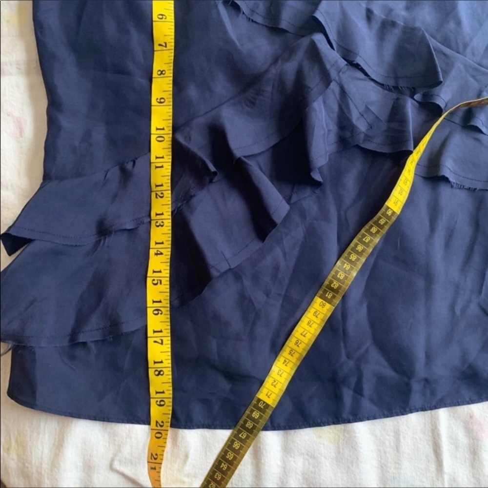 NWOT Banana Republic Silk Ruffle Top Large - Picture 5 of 7